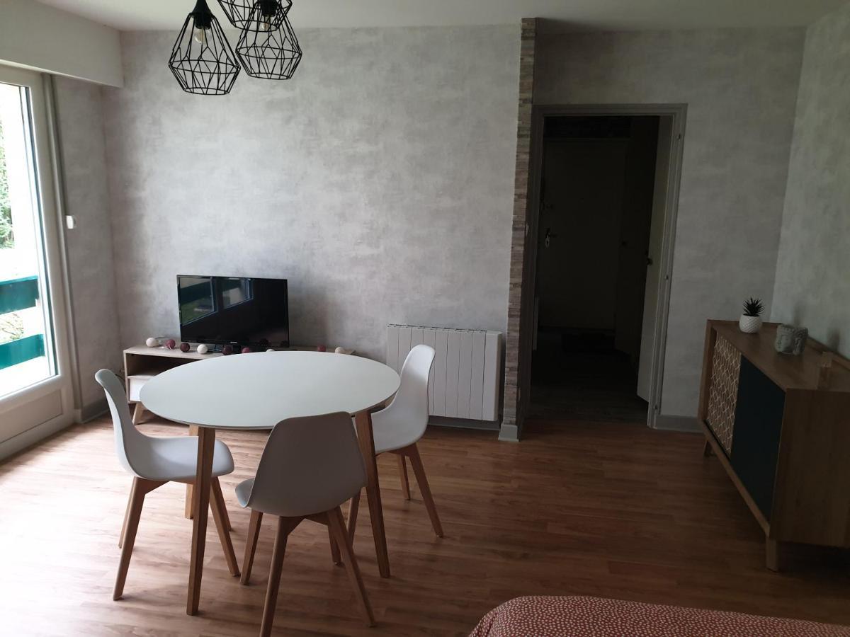 Appartement, Verdun , Proche Centre Ville Ngoại thất bức ảnh